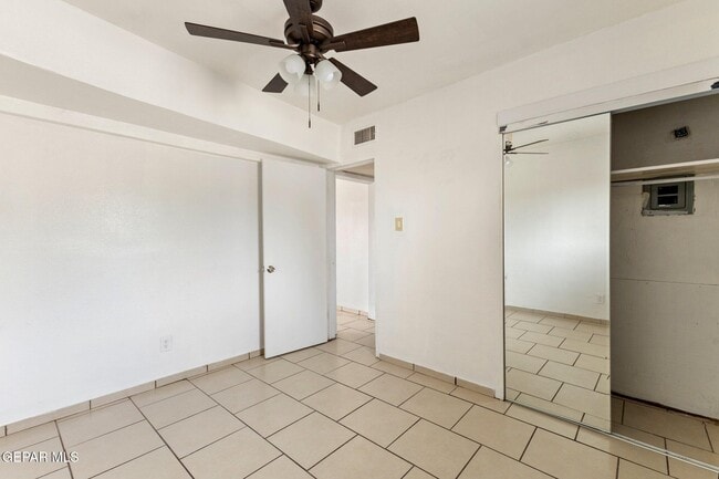 property at 4723 Tredlow Ct