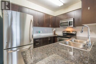 4850 Glen Erin Dr in Mississauga, ON - Building Photo - Building Photo