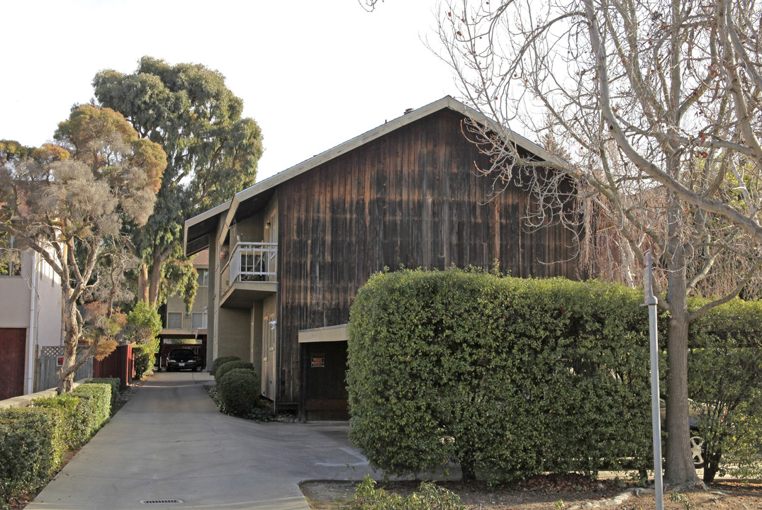 3840-3864 Maybelle Ave in Oakland, CA - Foto de edificio