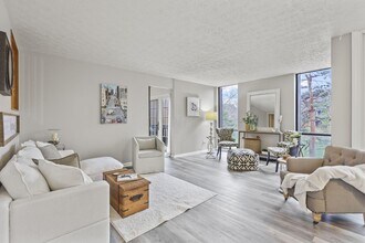 4765 Smoketalk Ln in Westerville, OH - Building Photo - Building Photo