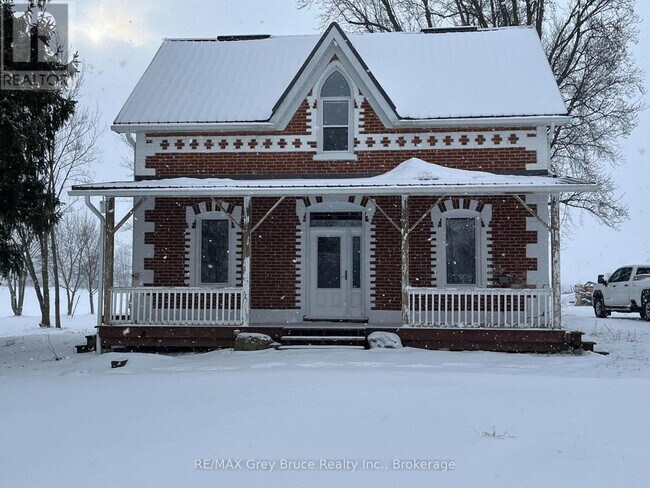 801512 Sideroad 2 in Chatsworth, ON - Building Photo - Building Photo