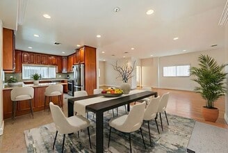 11963 Manor Dr in Hawthorne, CA - Building Photo - Building Photo