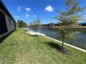 611 Cultural Park Blvd in Cape Coral, FL - Building Photo - Building Photo
