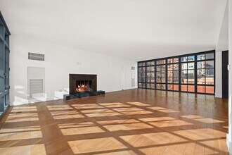 500 W 21st St in New York, NY - Building Photo - Building Photo