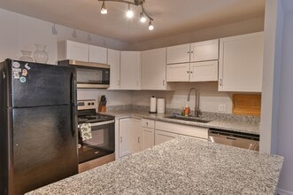 2109 Cedar Run Dr in Camp Hill, PA - Building Photo - Building Photo