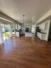 9820 Deep Creek Dr in Cedar Hills, UT - Building Photo - Building Photo