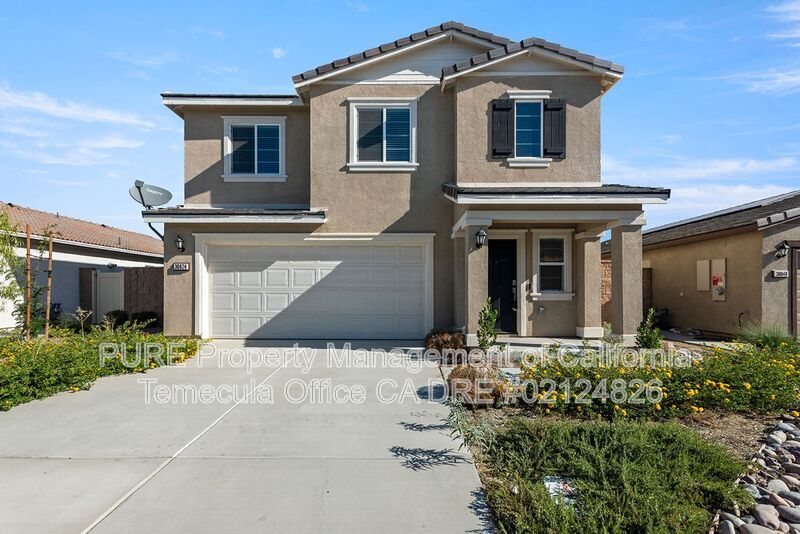 30824 Acappella Dr in Winchester, CA - Building Photo