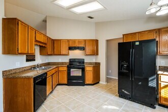 7748 Collins Ridge Blvd in Jacksonville, FL - Building Photo - Building Photo