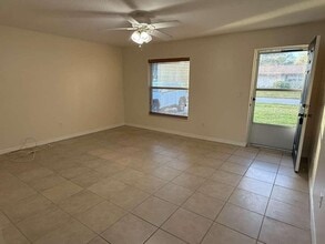 61 Bougainvillea Dr in Debary, FL - Building Photo - Building Photo