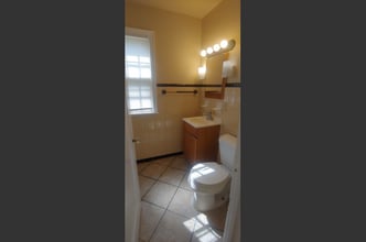 2449 N 51st Blvd in Milwaukee, WI - Building Photo - Building Photo