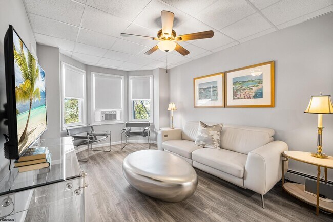 21 S Little Rock Ave in Ventnor City, NJ - Building Photo - Building Photo