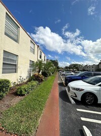 11 Willowbrook Ln photo'