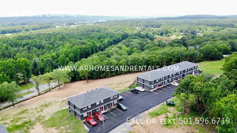 9.5 Ridge Ln-Unit -27 in Mayflower, AR - Building Photo