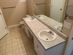 2168 Lambourn Ct in Navarre, FL - Building Photo - Building Photo