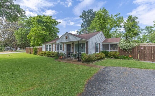 104 Sharyn Ln in Aiken, SC - Building Photo - Building Photo