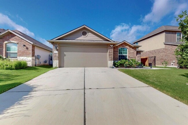property at 112 Palo Duro Ct