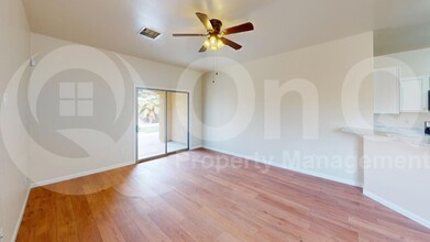 11886 W Fontenelle Dr in Marana, AZ - Building Photo - Building Photo
