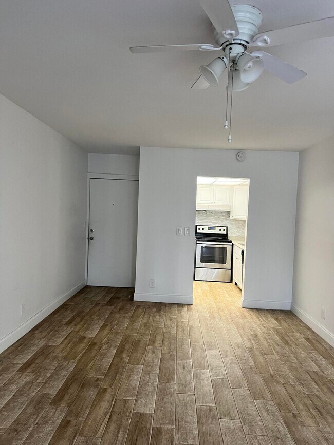 632 NW 13th St in Boca Raton, FL - Building Photo - Building Photo