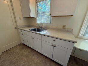 823 Washington St in Santa Rosa, CA - Building Photo - Building Photo