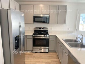 22260 Stoney Ravine Dr in New Caney, TX - Foto de edificio - Building Photo