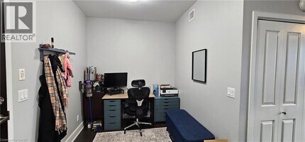 144 Park St in Waterloo, ON - Building Photo - Building Photo