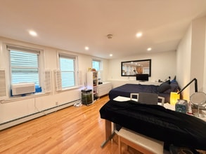 51 Pleasant St in Boston, MA - Building Photo - Building Photo