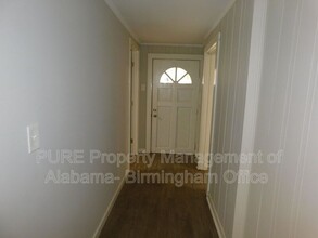 2176 Maywood Dr in Birmingham, AL - Foto de edificio - Building Photo