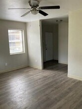 3923 Dismount St in Dallas, TX - Building Photo - Building Photo