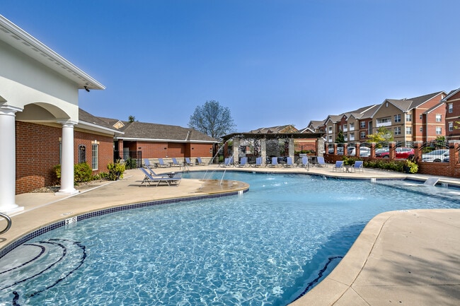 Kelly Park Apartments in Overland Park, KS - Building Photo - Building Photo