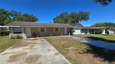 5347 Satsuma Dr in Zephyrhills, FL - Building Photo - Building Photo