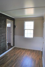 102 S 6th St-Unit -2 in Duquesne, PA - Building Photo - Building Photo