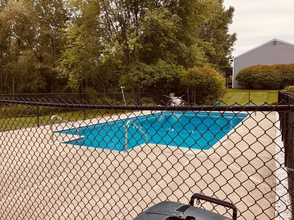 124 Quarry Hill Rd, Unit 37 in South Burlington, VT - Building Photo