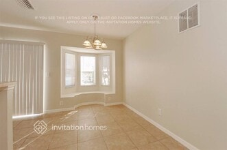 10710 Lakeside Vista Dr in Riverview, FL - Building Photo - Building Photo