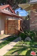 468 Rowland Ave in Camarillo, CA - Building Photo - Building Photo