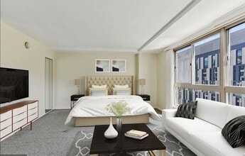 922 24th St NW, Unit 820 in Washington, DC - Foto de edificio - Building Photo