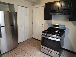 6329 S Loomis Blvd, Unit 2 in Chicago, IL - Building Photo - Building Photo