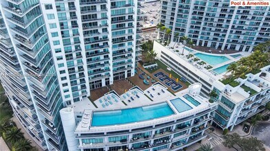 92 SW 3rd St, Unit 4707 in Miami, FL - Foto de edificio - Building Photo
