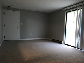 384 Great Rd in Acton, MA - Building Photo - Building Photo