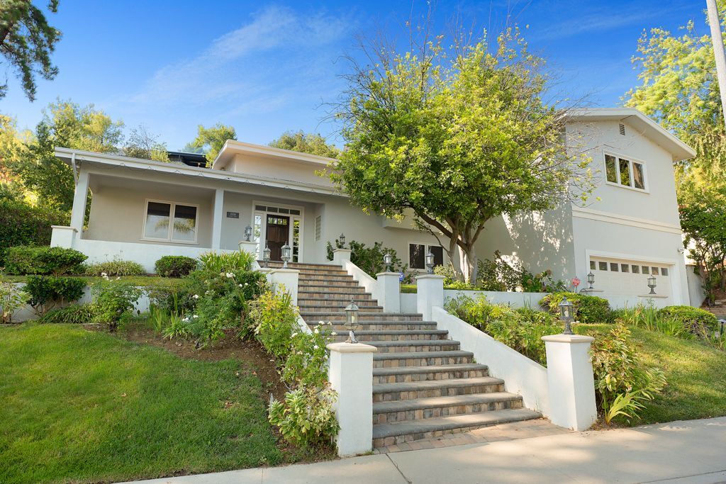 17232 Quesan Pl in Los Angeles, CA - Building Photo