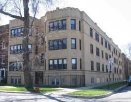 117 E 68th St in Chicago, IL - Building Photo