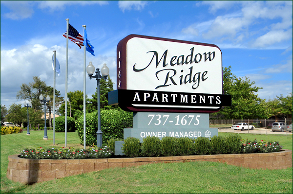 Meadow Ridge Apartments in Midwest City, OK - Building Photo - Building Photo