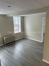 35 West St in Gardiner, ME - Building Photo - Building Photo