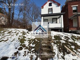 2506 Knorr Ave in Cincinnati, OH - Building Photo