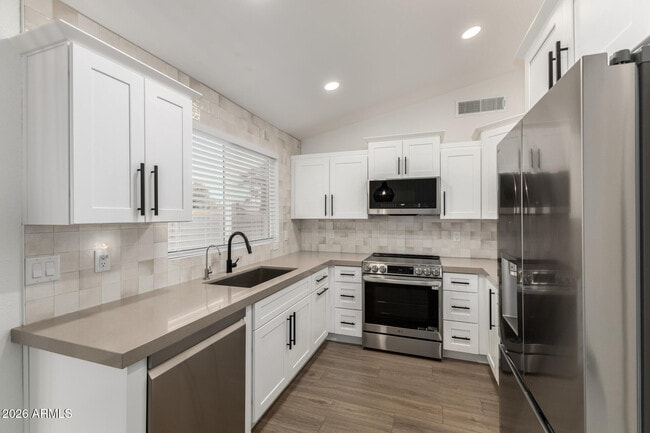 705 S Monterey St in Gilbert, AZ - Building Photo - Building Photo