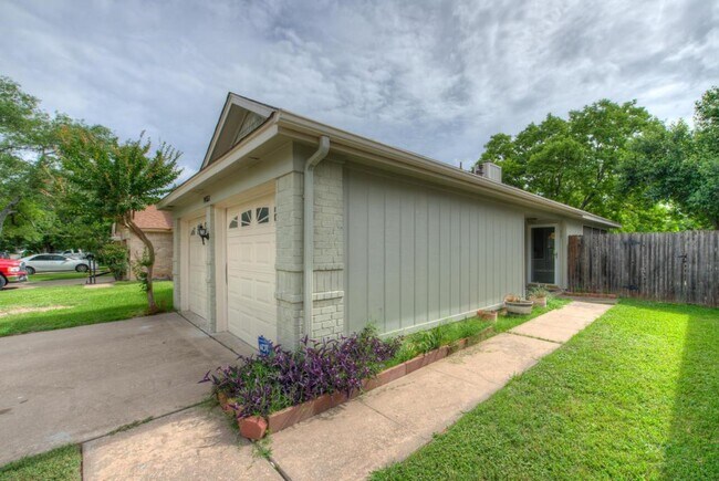 14551 Robert I Walker Blvd in Austin, TX - Building Photo - Building Photo