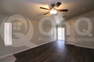 4526 E Windsong Dr in Phoenix, AZ - Building Photo - Building Photo