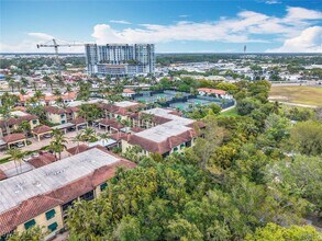 1025 Sandpiper St in Naples, FL - Building Photo - Building Photo