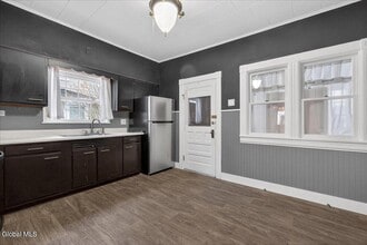 415 Broadway in Mechanicville, NY - Building Photo - Building Photo