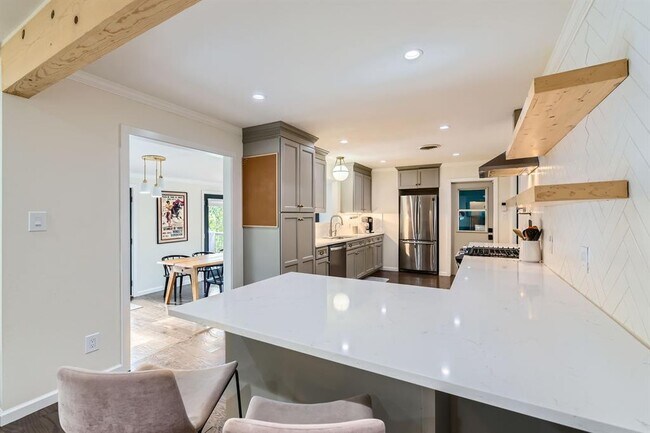 1713 Mariposa Dr in Austin, TX - Building Photo - Building Photo
