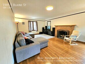 1905 E Blaine St in Seattle, WA - Building Photo - Building Photo